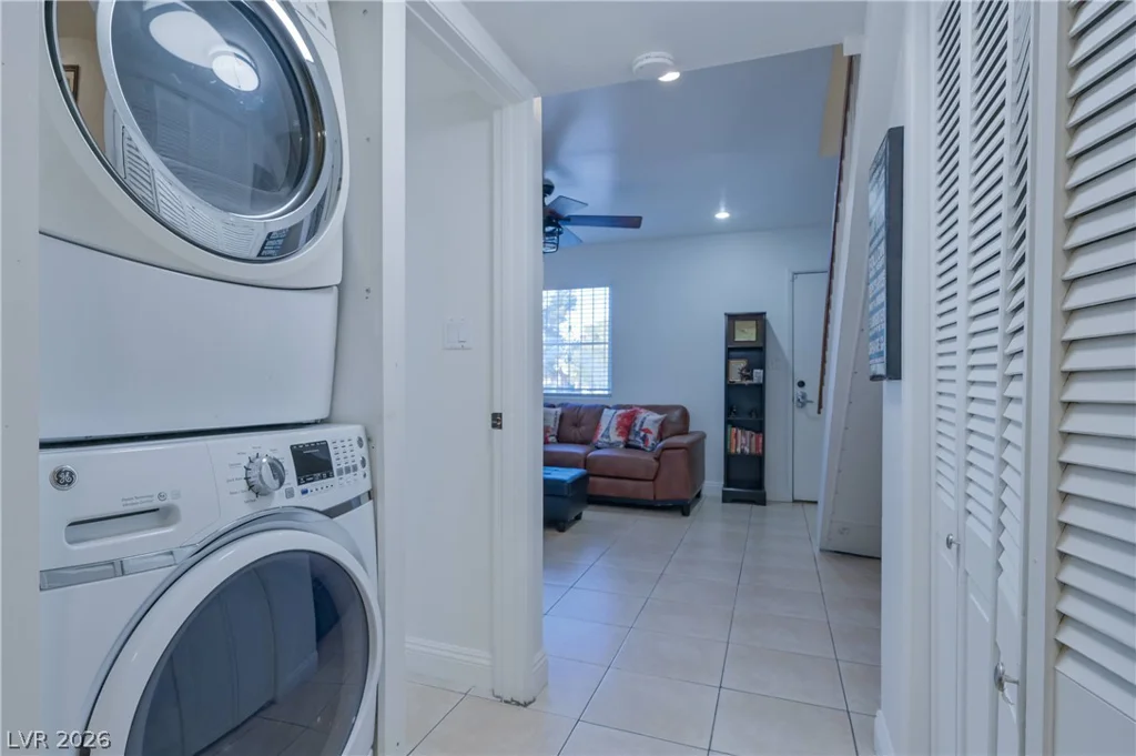 4770 Topaz, Las Vegas, NV 89121