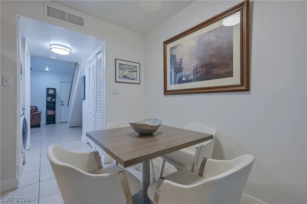 4770 Topaz, Las Vegas, NV 89121