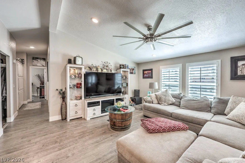 4375 Pinwheel, Logandale, NV 89021
