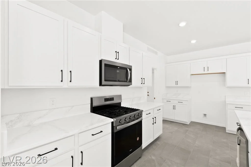7443 Legacy Point, Las Vegas, NV 89113