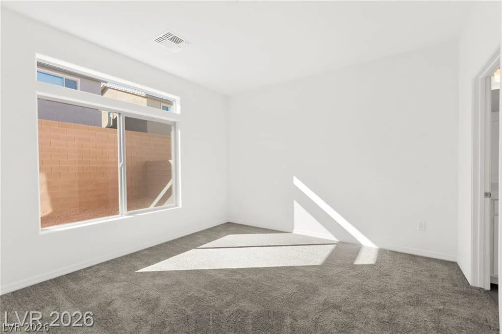 7443 Legacy Point, Las Vegas, NV 89113