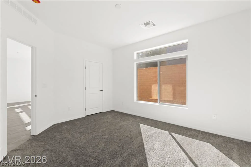 7443 Legacy Point, Las Vegas, NV 89113