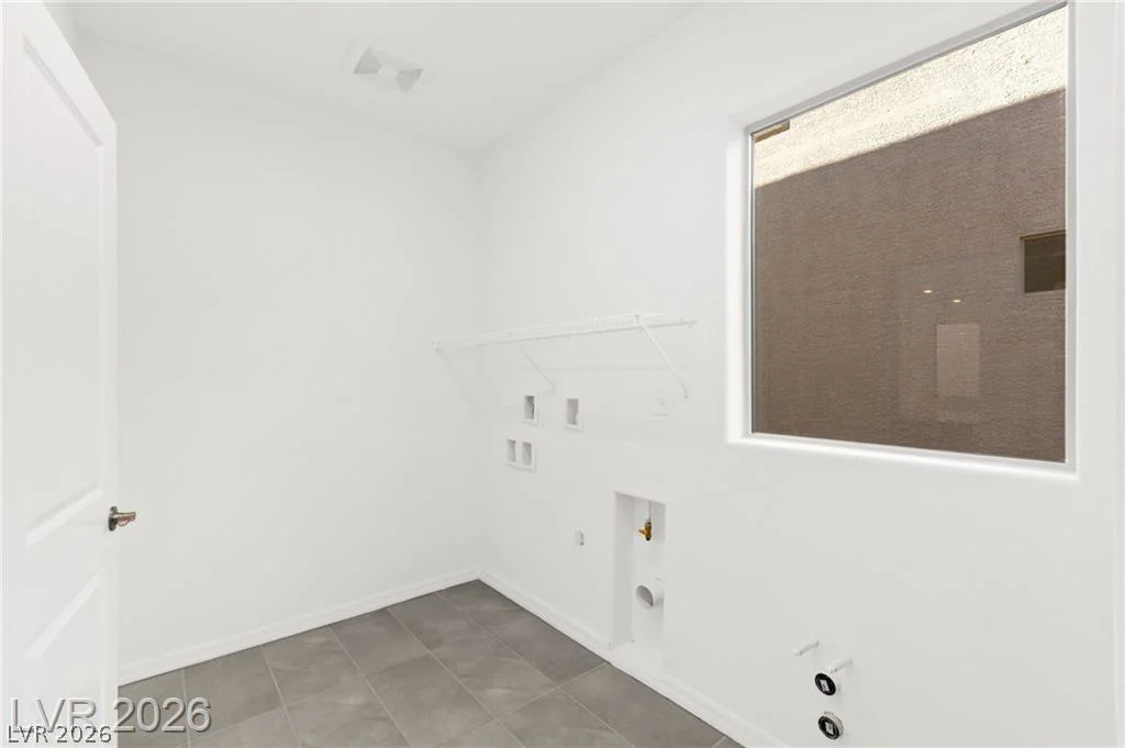 7443 Legacy Point, Las Vegas, NV 89113