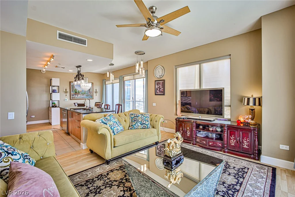 200 Sahara, Las Vegas, NV 89102