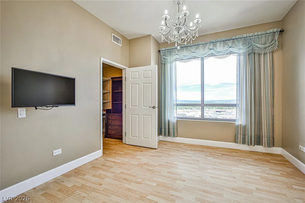 200 Sahara, Las Vegas, NV 89102