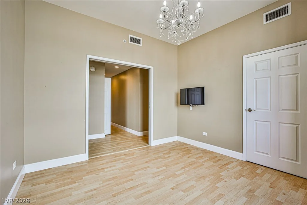 200 Sahara, Las Vegas, NV 89102