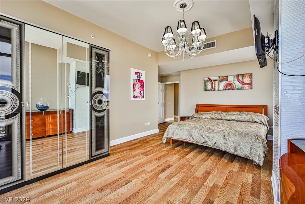 200 Sahara, Las Vegas, NV 89102