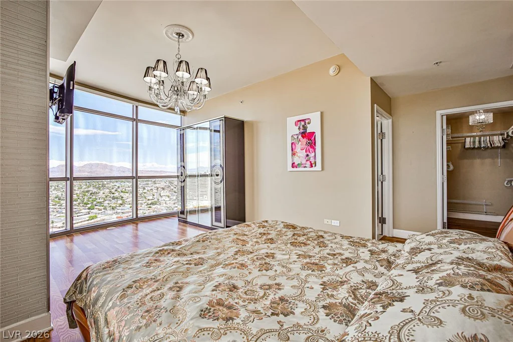 200 Sahara, Las Vegas, NV 89102