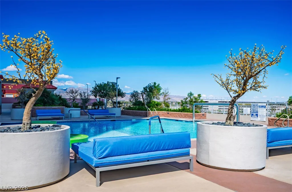 200 Sahara, Las Vegas, NV 89102