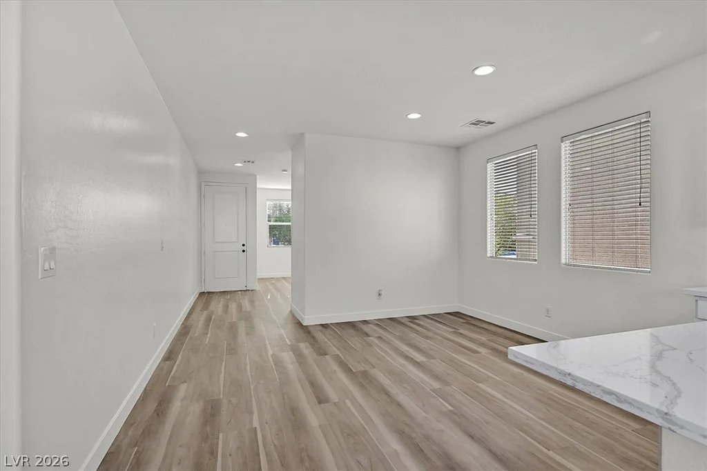 5702 Colbert, North Las Vegas, NV 89081