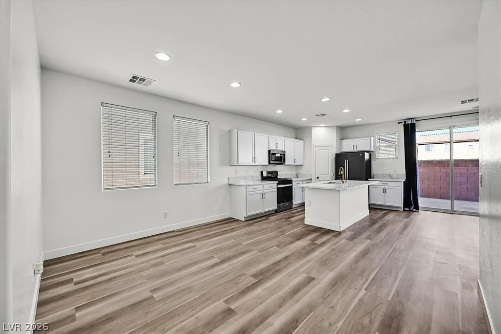 5702 Colbert, North Las Vegas, NV 89081