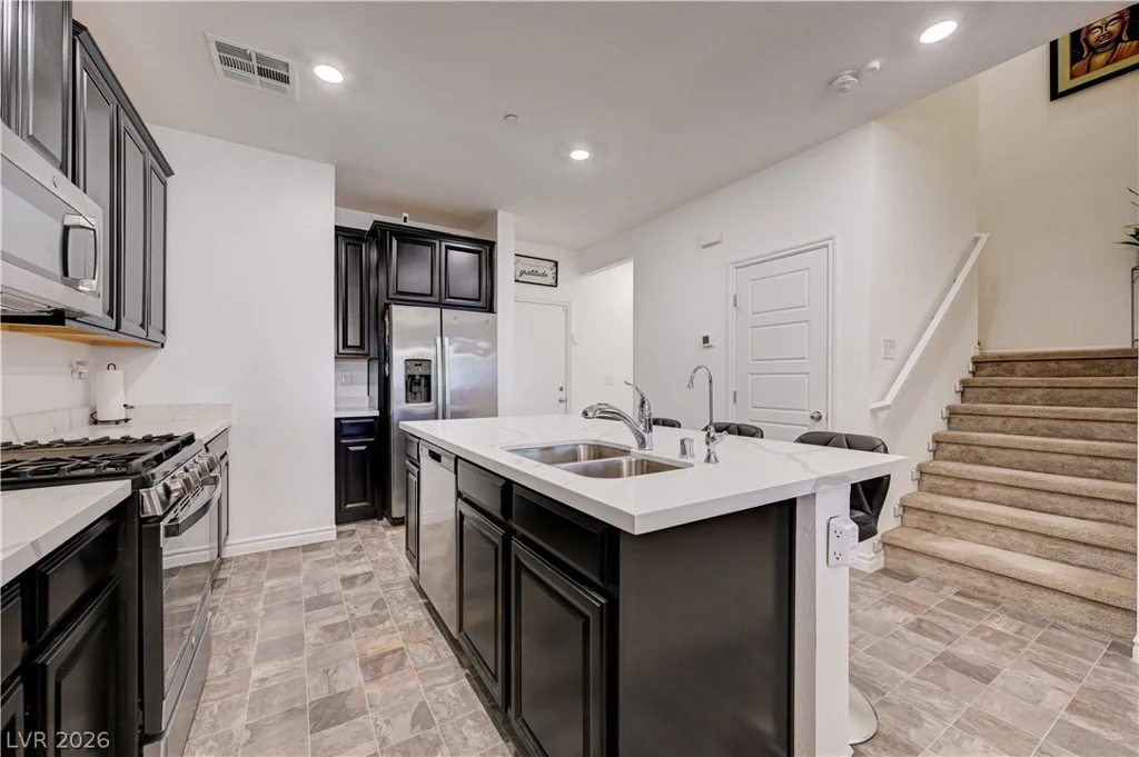 792 Grand Country, North Las Vegas, NV 89086