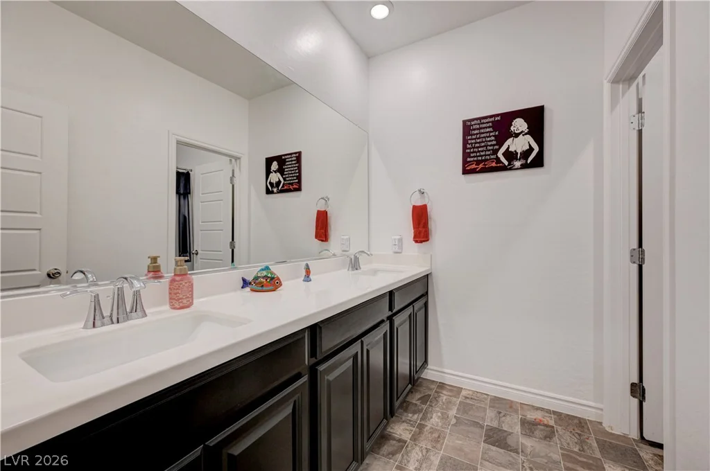 792 Grand Country, North Las Vegas, NV 89086