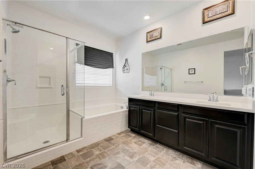 792 Grand Country, North Las Vegas, NV 89086