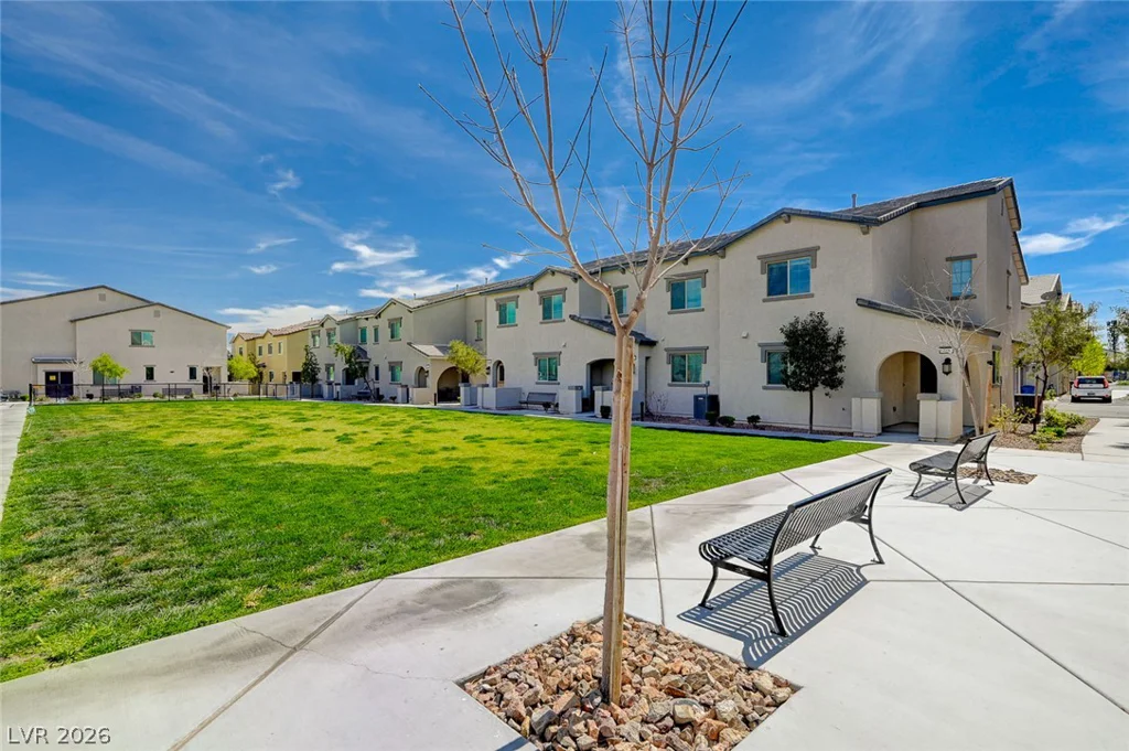792 Grand Country, North Las Vegas, NV 89086