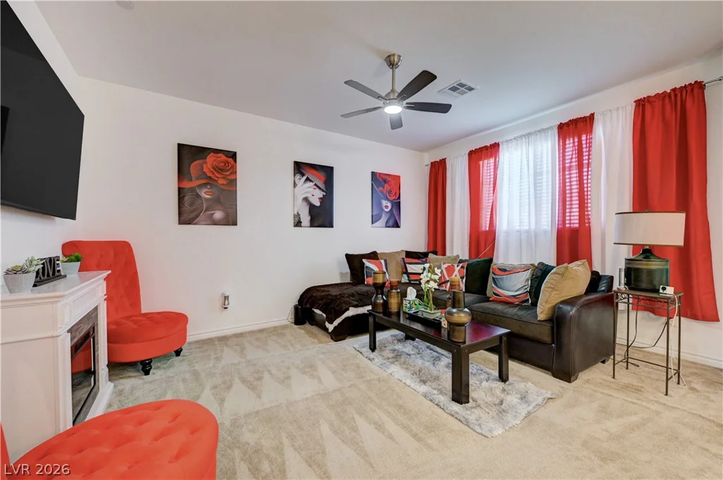 792 Grand Country, North Las Vegas, NV 89086