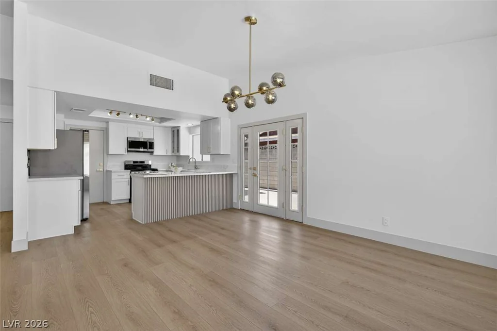 6308 Brea, Las Vegas, NV 89118