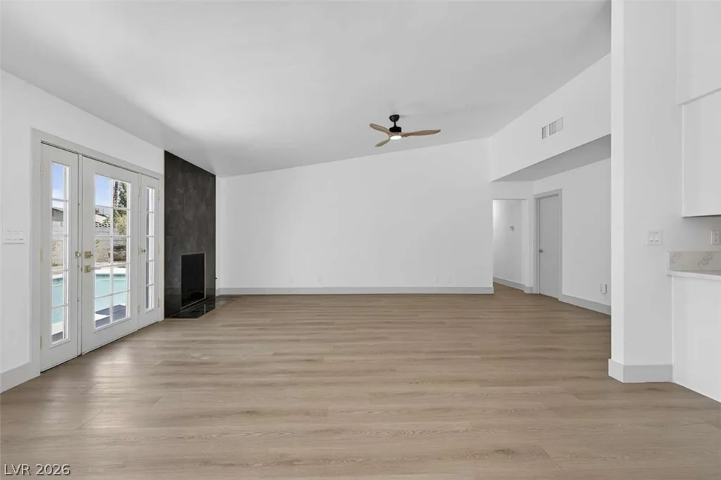 6308 Brea, Las Vegas, NV 89118