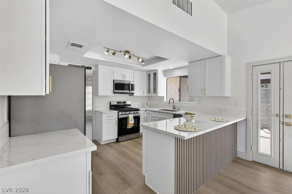 6308 Brea, Las Vegas, NV 89118