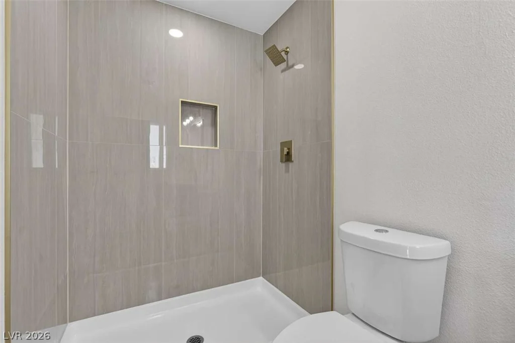 6308 Brea, Las Vegas, NV 89118