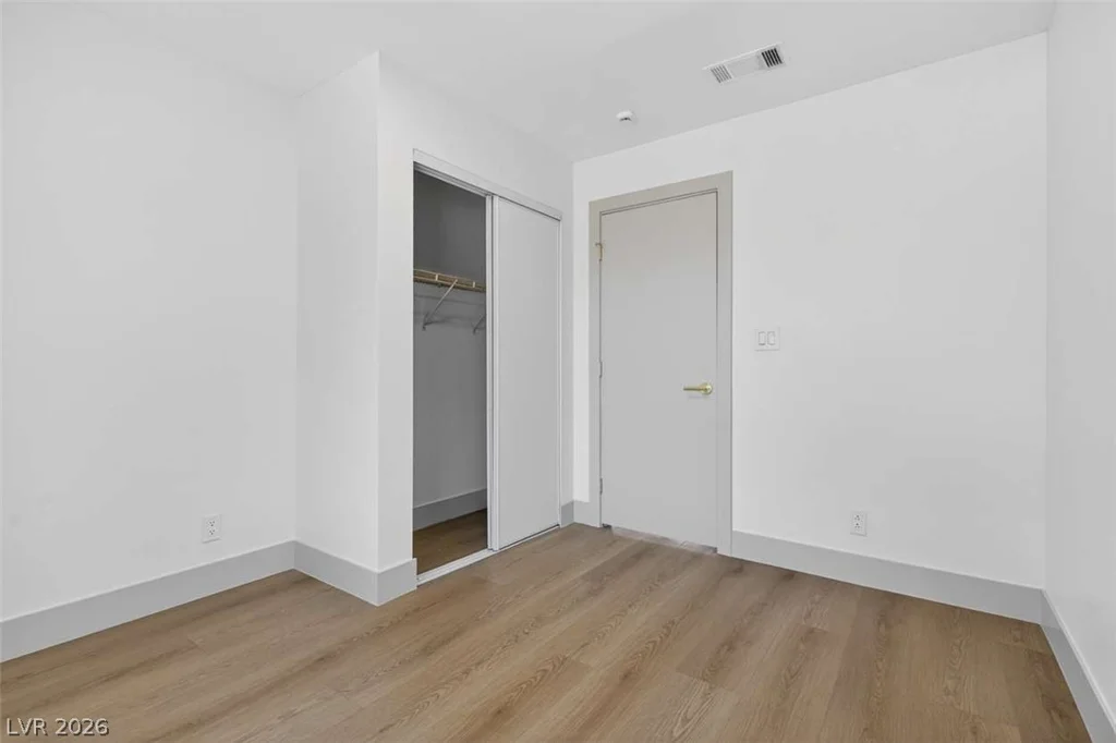 6308 Brea, Las Vegas, NV 89118