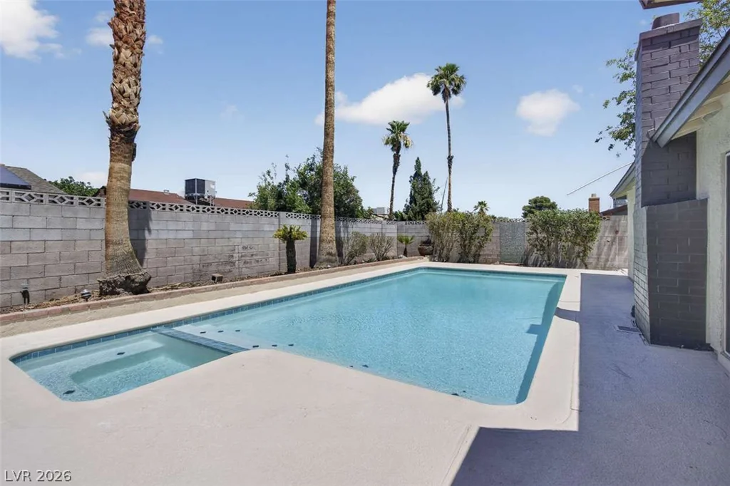 6308 Brea, Las Vegas, NV 89118