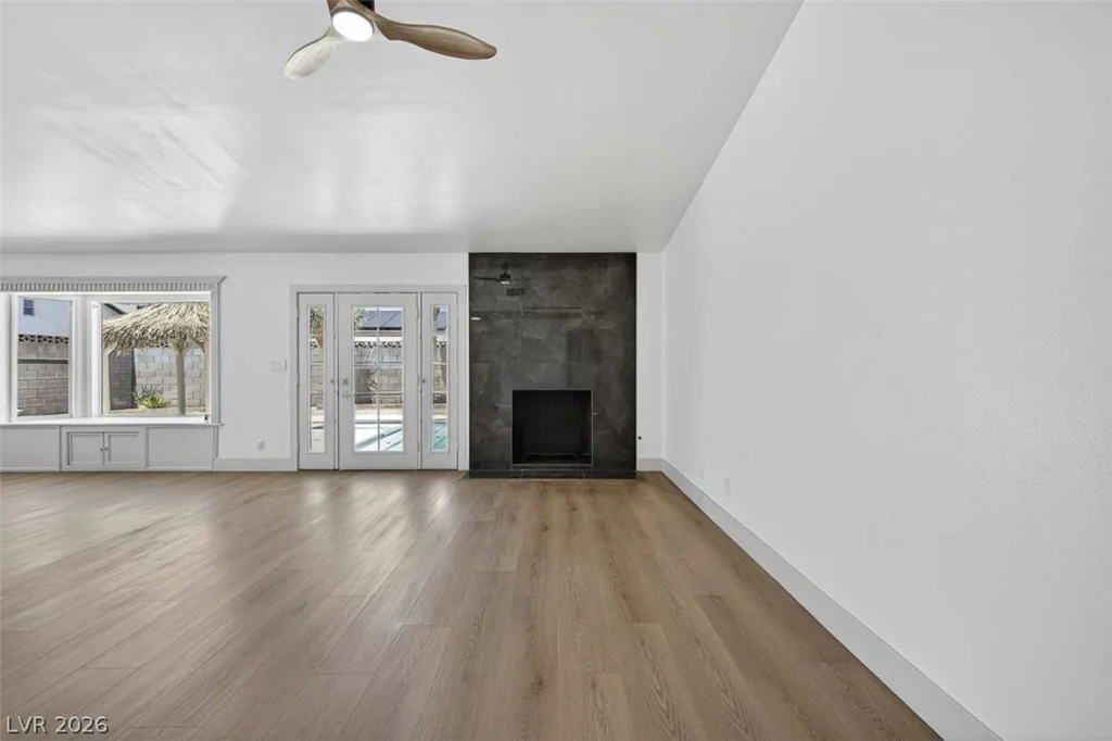 6308 Brea, Las Vegas, NV 89118