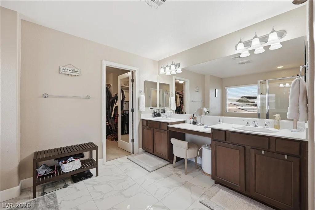 1633 Luna Vista, North Las Vegas, NV 89084