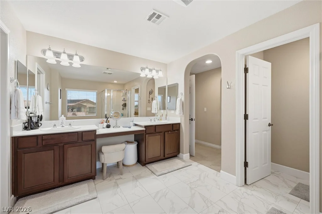 1633 Luna Vista, North Las Vegas, NV 89084