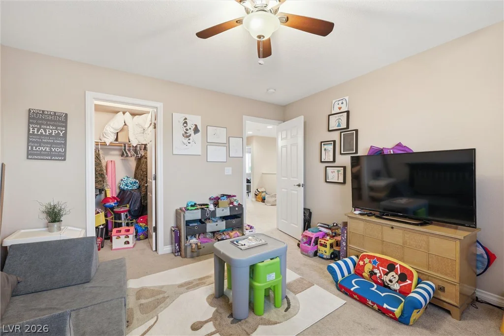 1633 Luna Vista, North Las Vegas, NV 89084