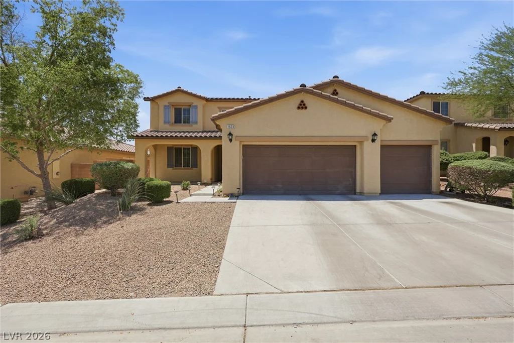 1633 Luna Vista, North Las Vegas, NV 89084