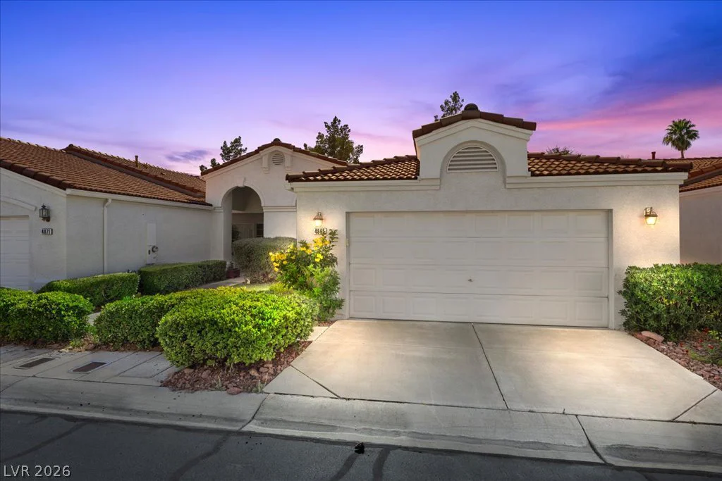 4865 Cliff Crest, Las Vegas, NV 89147