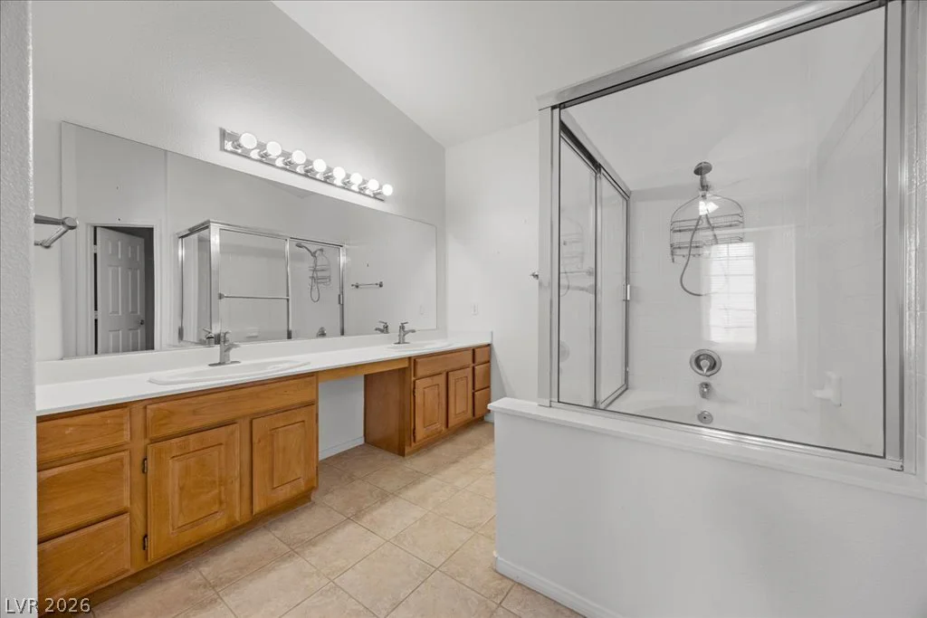 4865 Cliff Crest, Las Vegas, NV 89147