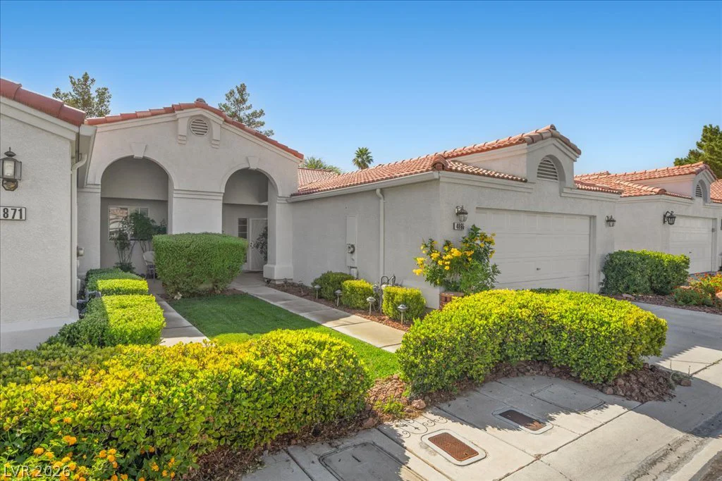 4865 Cliff Crest, Las Vegas, NV 89147