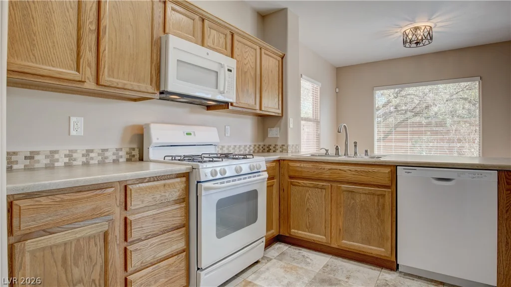 4329 Galapagos, North Las Vegas, NV 89084
