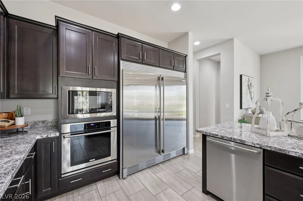 7028 Connor Cove, Las Vegas, NV 89118