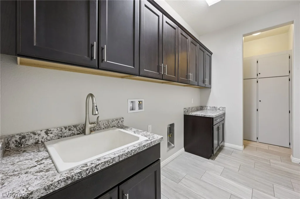 7028 Connor Cove, Las Vegas, NV 89118