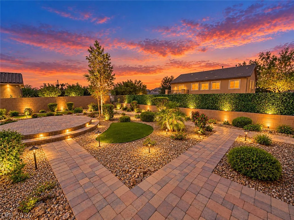 7028 Connor Cove, Las Vegas, NV 89118