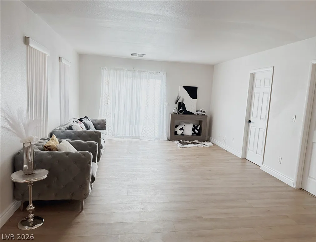6545 Sunset Pines, Las Vegas, NV 89148