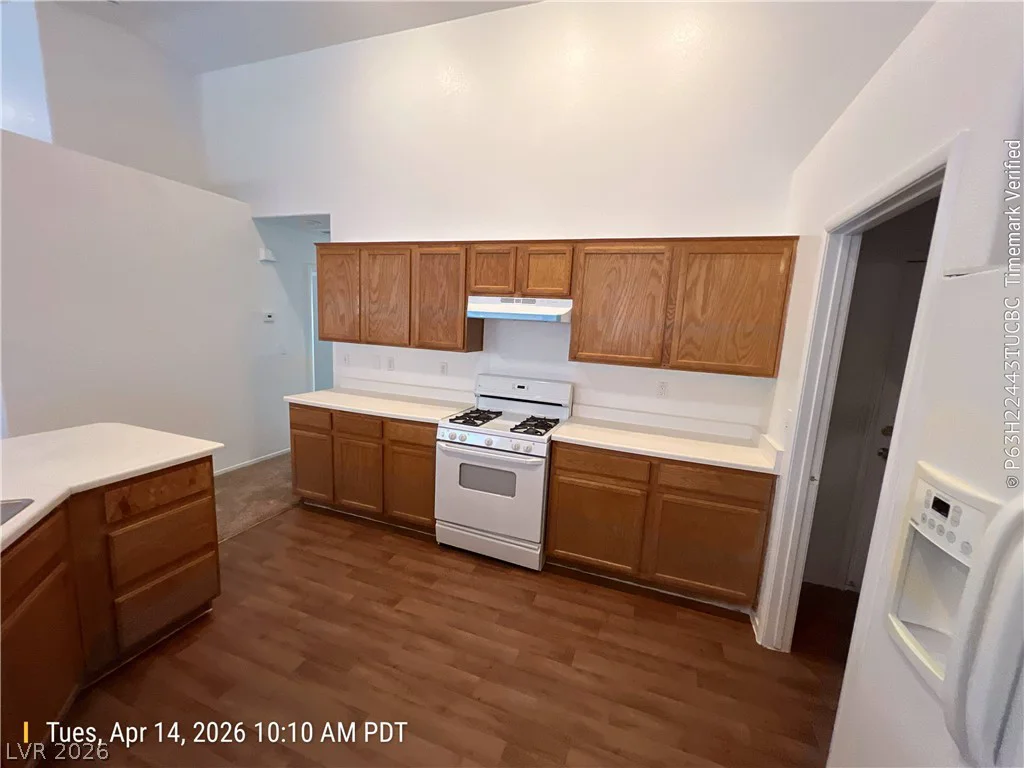 4045 Aaron Scott, North Las Vegas, NV 89032