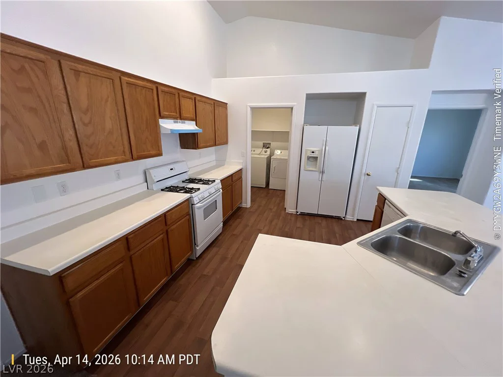 4045 Aaron Scott, North Las Vegas, NV 89032