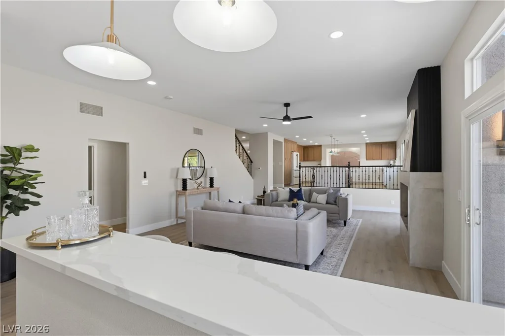 7536 Gossamer Wind, Las Vegas, NV 89139