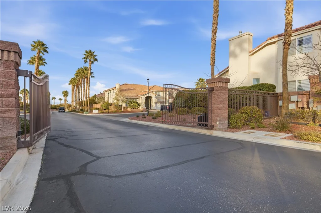 7536 Gossamer Wind, Las Vegas, NV 89139