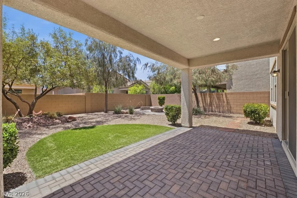 155 White Mule, Las Vegas, NV 89148