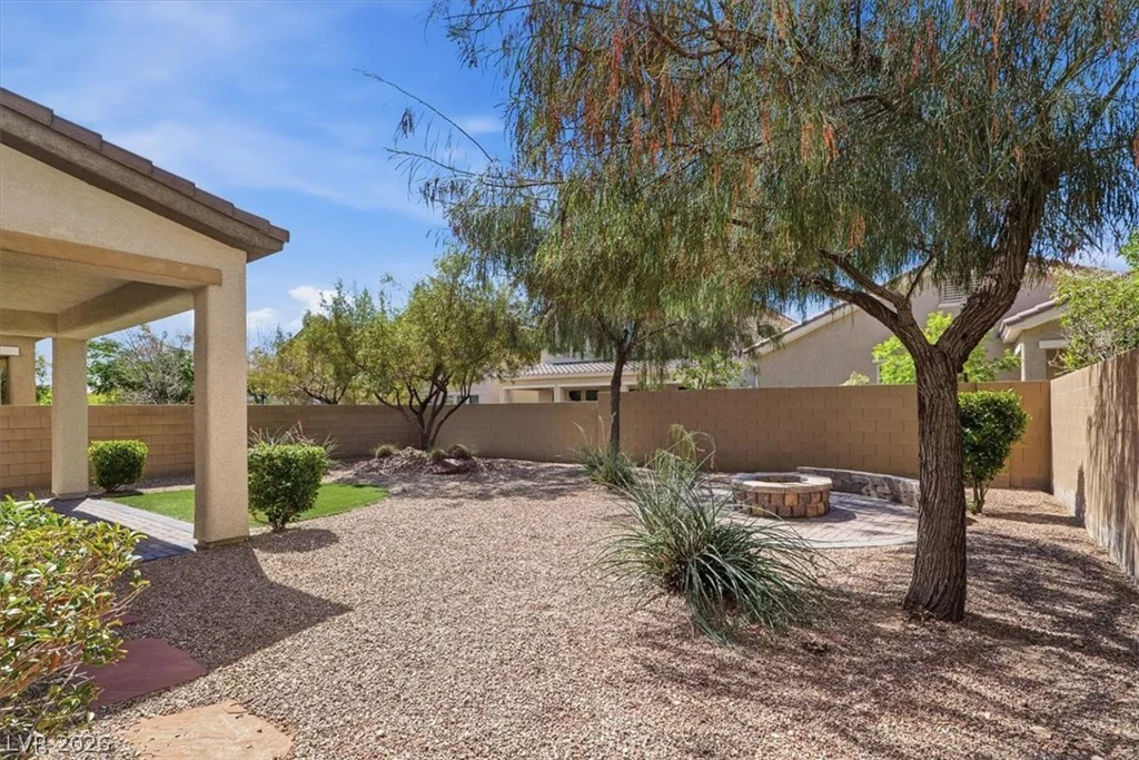 155 White Mule, Las Vegas, NV 89148