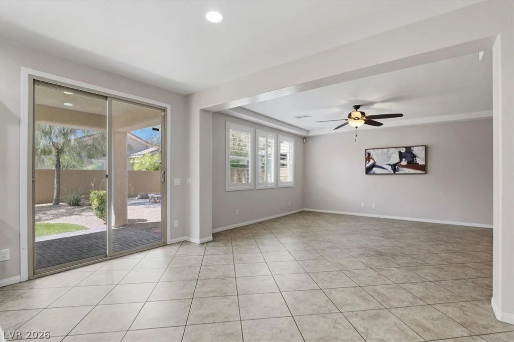 155 White Mule, Las Vegas, NV 89148