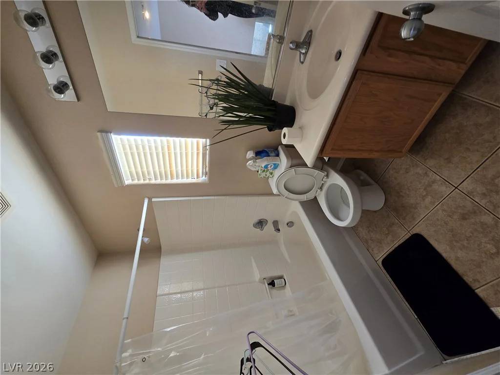 10322 Blue Claws, Las Vegas, NV 89135