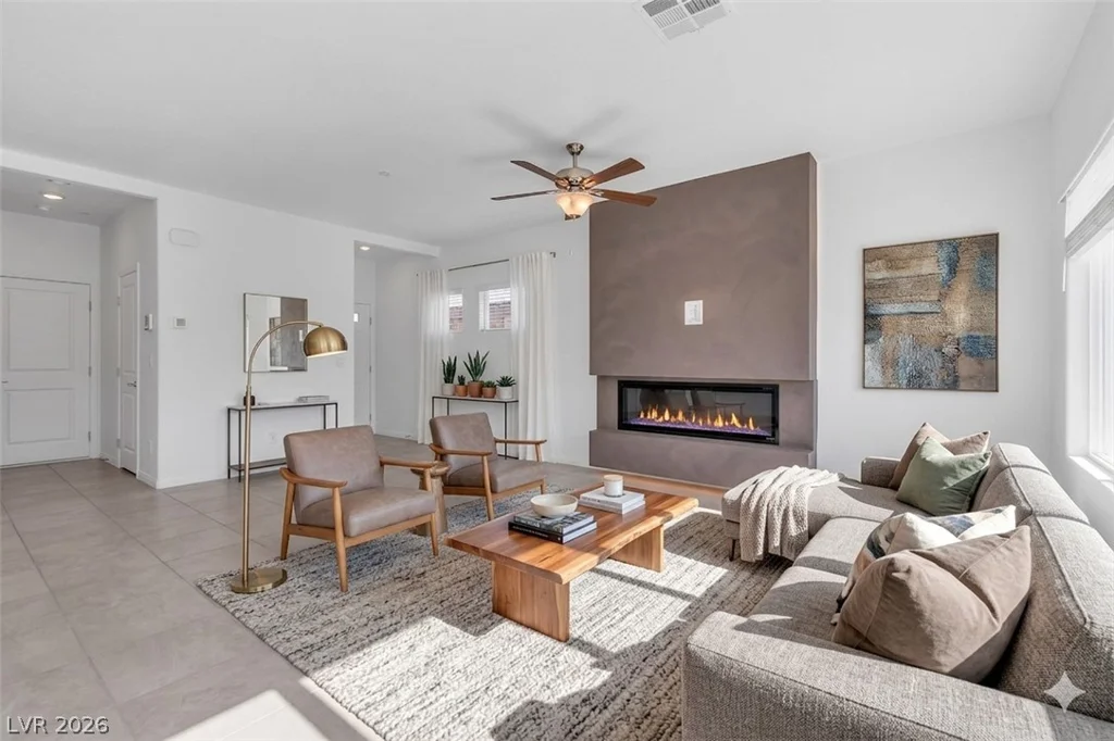7019 Alabaster Peak, Las Vegas, NV 89166