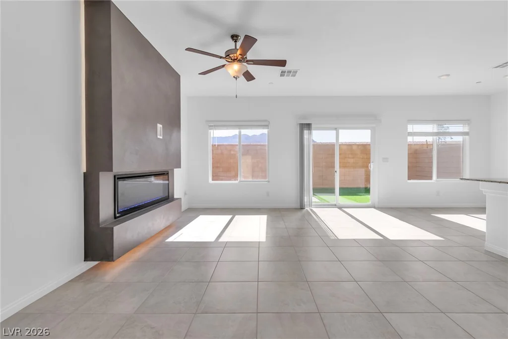 7019 Alabaster Peak, Las Vegas, NV 89166