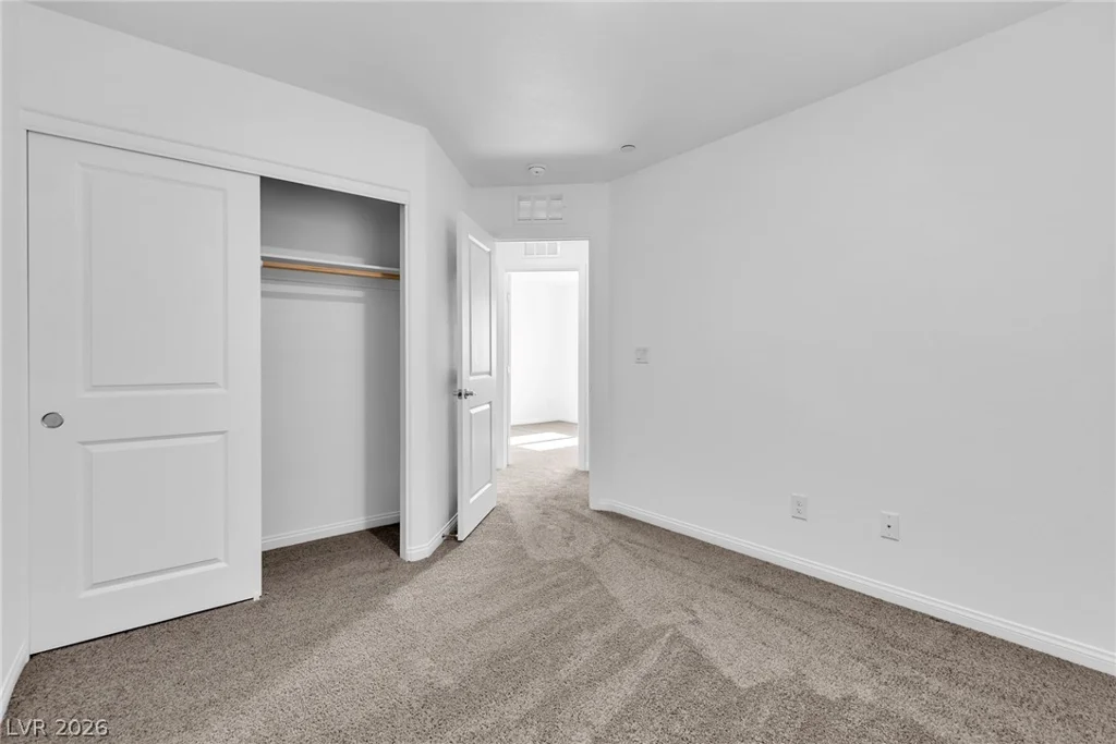 7019 Alabaster Peak, Las Vegas, NV 89166